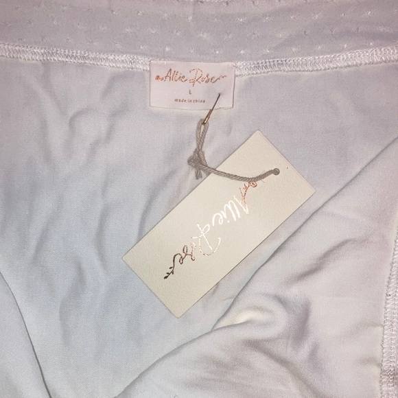 NWT Allie Rose white asymmetrical wrap skirt w/ embroidered/lace details, Large - Picture 7 of 13